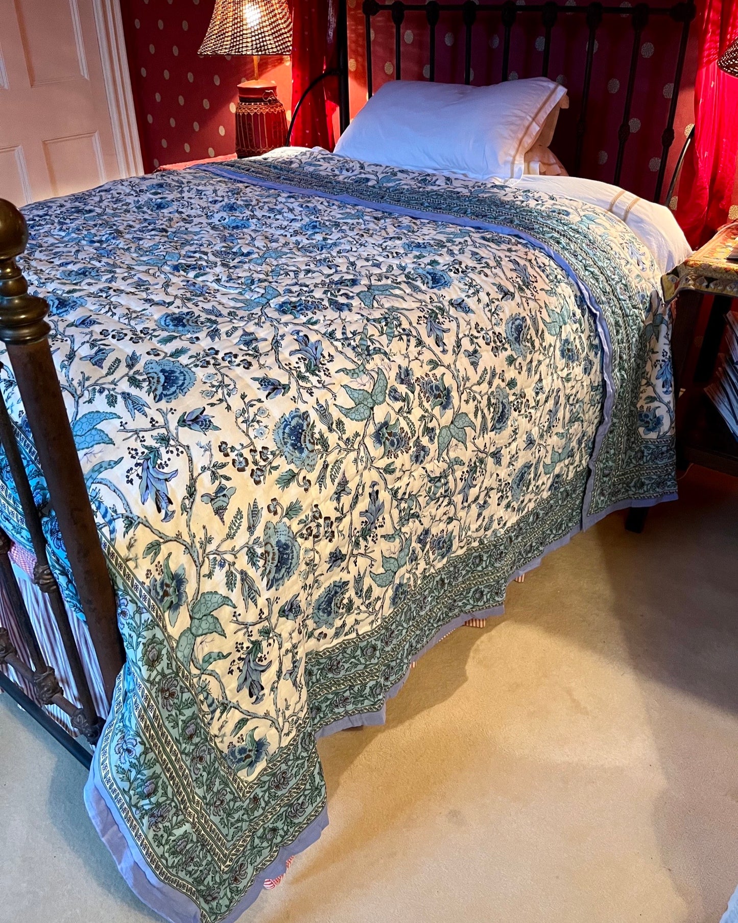Chrysanthemum Block Printed Super King Sized Quilt